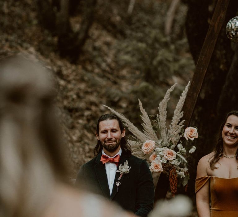 Groom becomes emotional seeing his bride for the first time