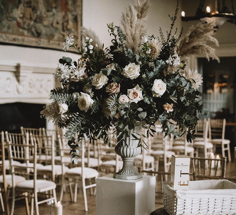 Beautiful floral displays for wedding ceremony 