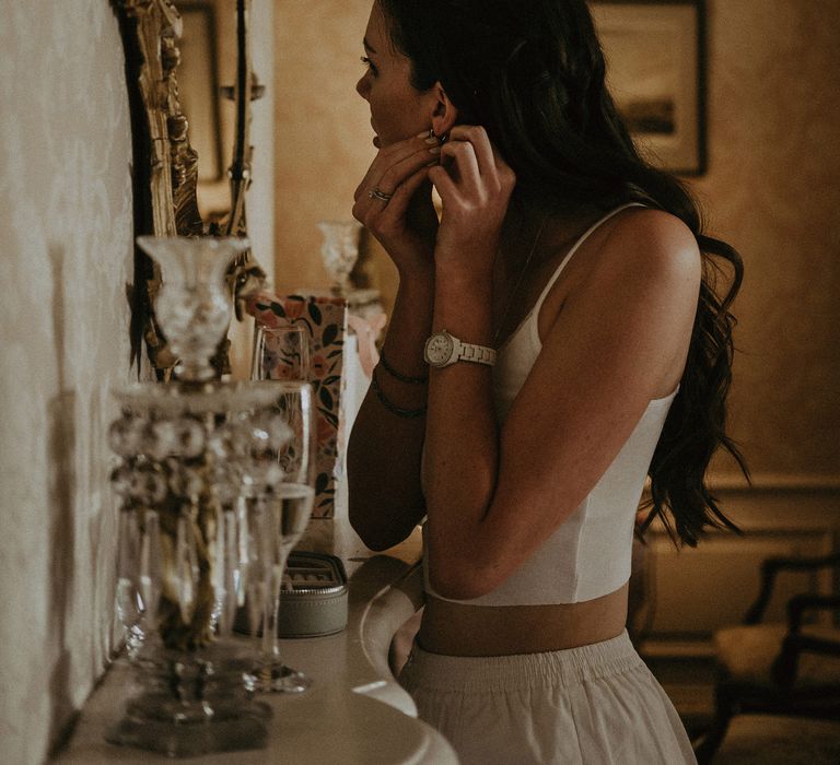 Bridal preparations at Pylewell Park wedding