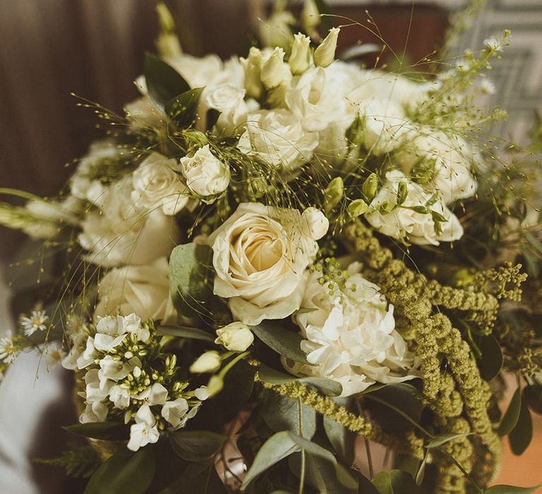 Classic white and green flower wedding bouquet for country house wedding 