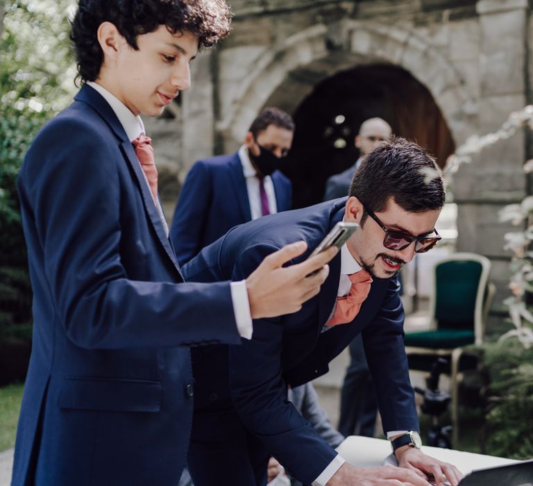 Groomsmen set up virtual wedding cermony