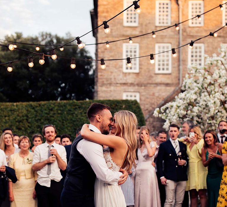 Outdoor wedding first dance 