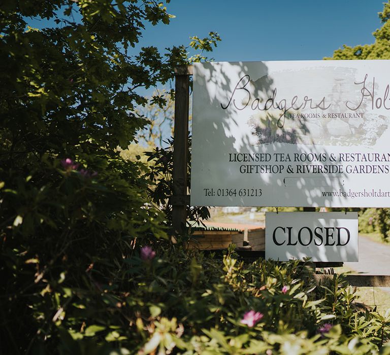 Badgers Holt welcome sign to the wedding and events venue in Devon 