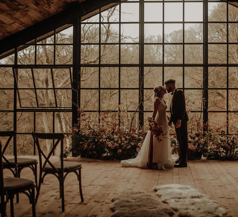 Christmas wedding inspiration at Hidden Cabin wedding venue 