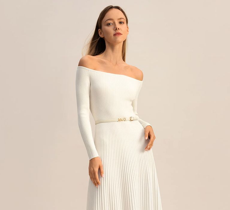 Off the shoulder, knitted midi dress in white