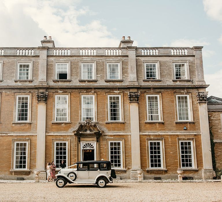 Hinwick House country house wedding venue in the East Midlands for multicultural fusion wedding 