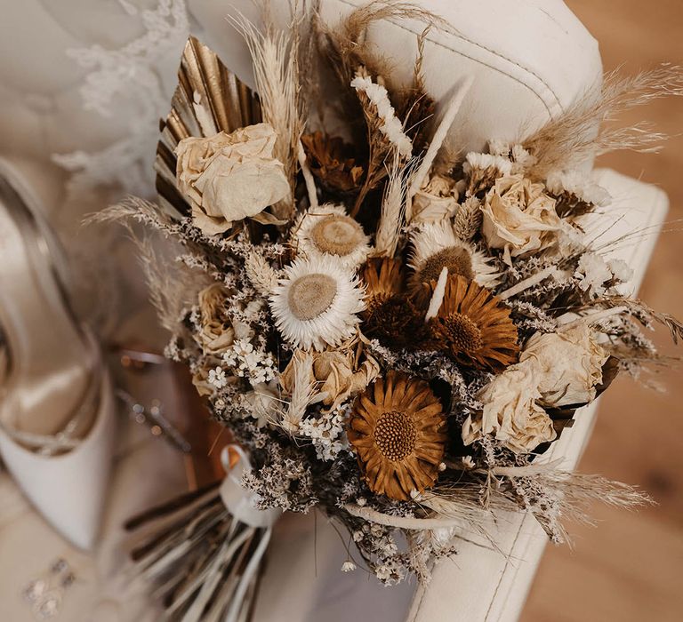 Dried floral bouquet