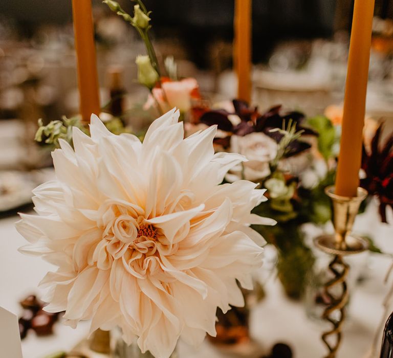 Cafe au lait neutral tone dahlias on wedding table centrepiece 