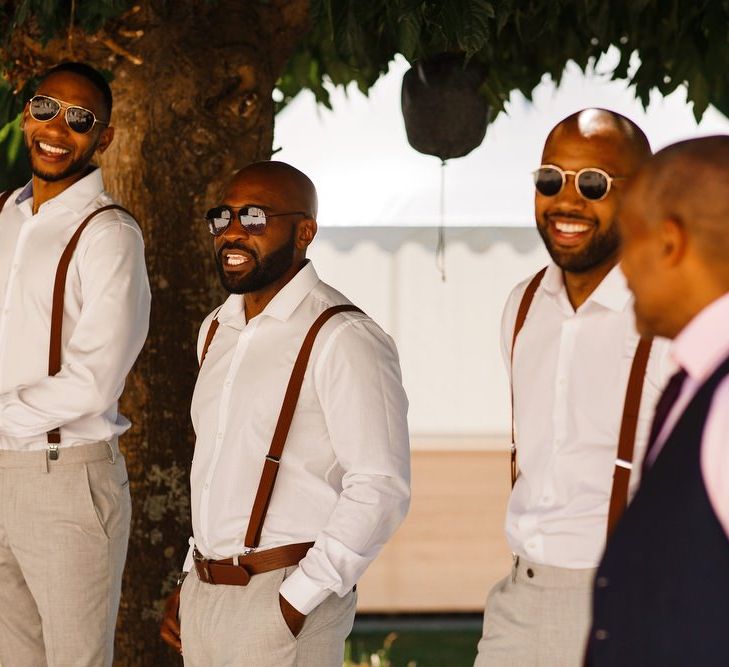 Groom and groomsmen before wedding at Bordeaux wedding venue