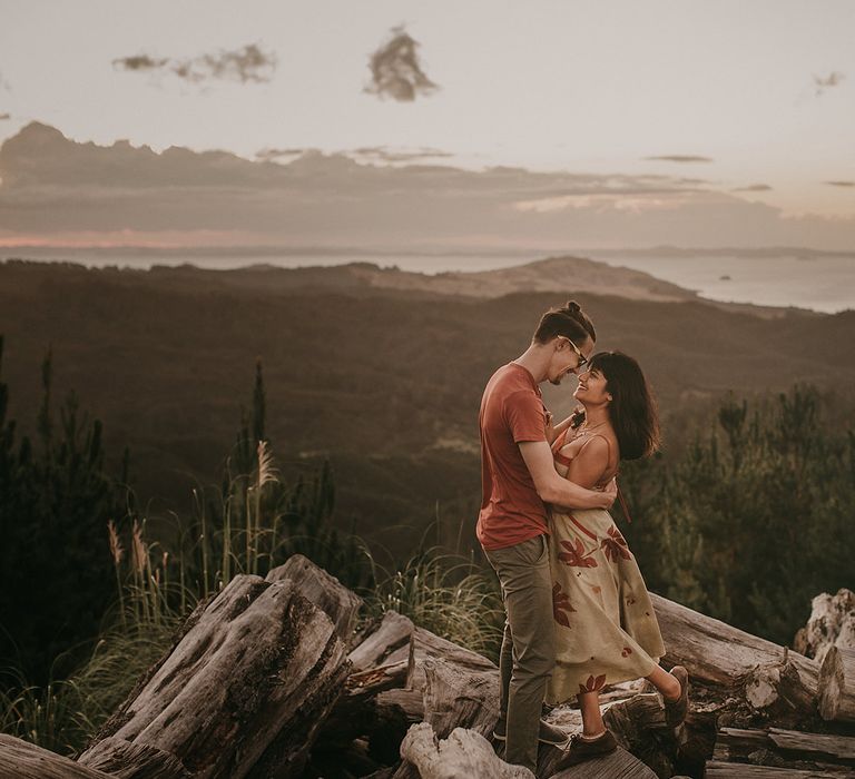 Pablo Laguia captured this New Zealand elopement ceremony beautifully