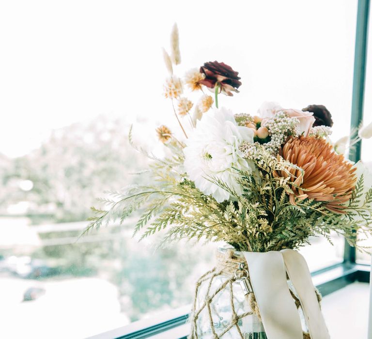 Blush flower bouquet for bride