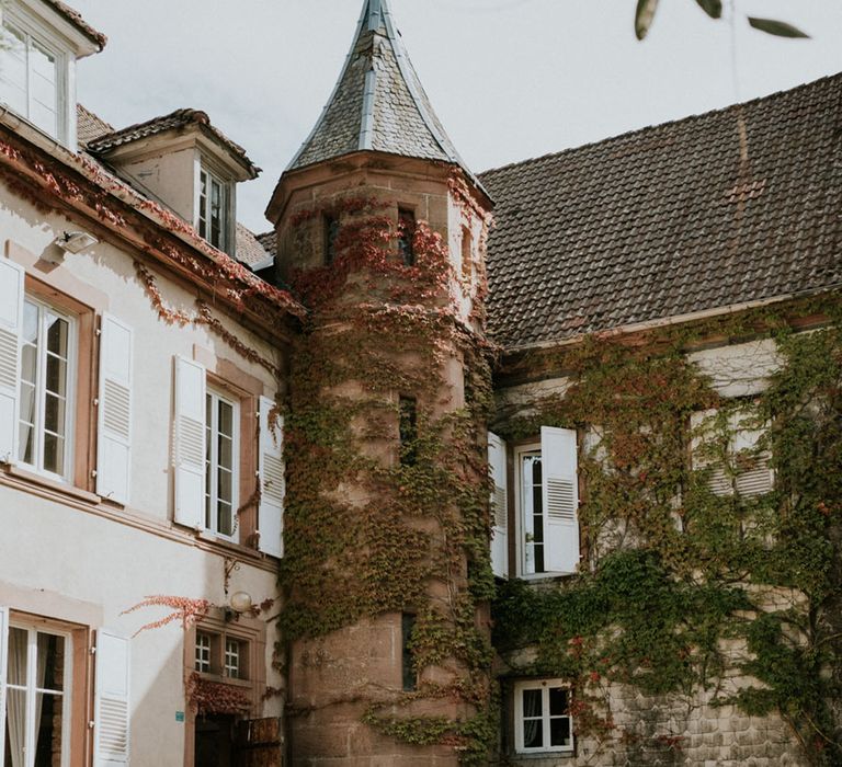 L'Orangerie du Manoir castle wedding venue in France