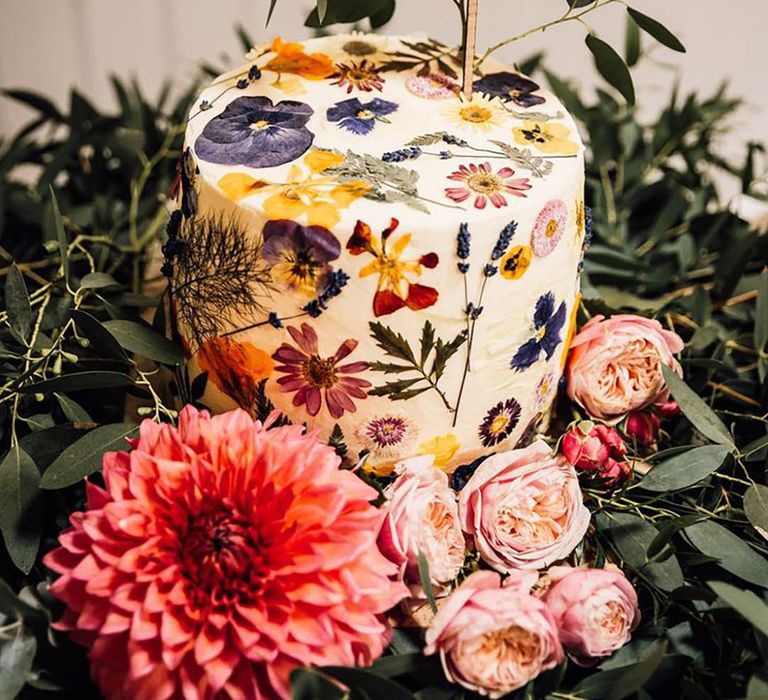 Single tier wildflower pressed wedding cake 