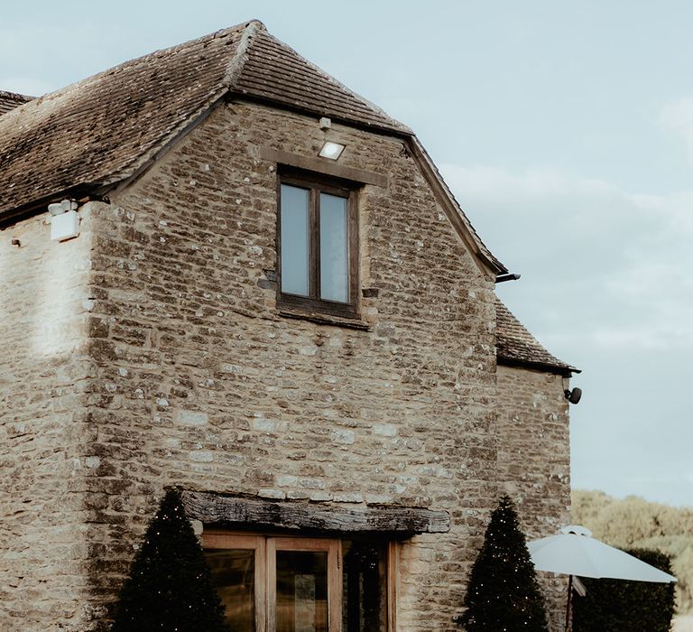 Kingscote Barn rustic wedding venue 