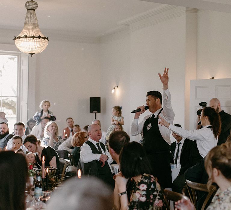 Fun wedding singing waiters for the wedding breakfast entertainment 