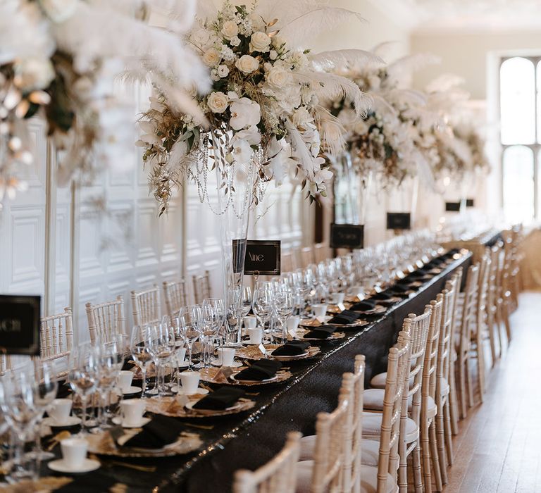 Luxury mansion wedding with black and gold wedding colour palette for Great Gatsby wedding 