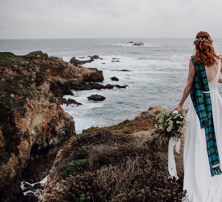 Big Sur Scottish themed coast wedding portraits with bride and groom in blue and green tartan 