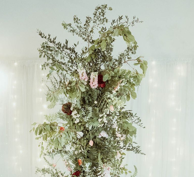 Pretty foliage, moss and pink flower wildflower flower column 