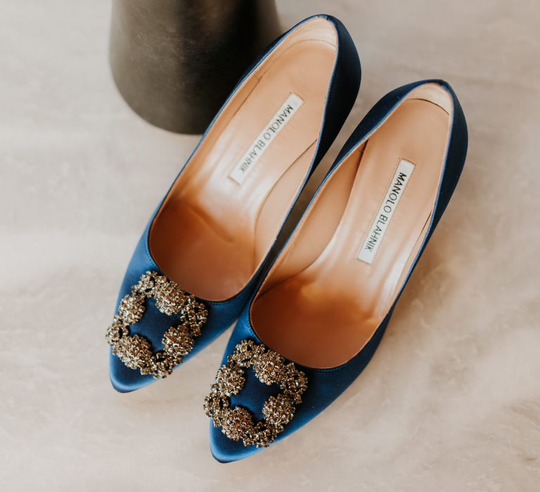 Manolo Blahnik wedding shoes  | Hannah MacGregor Photo & Film