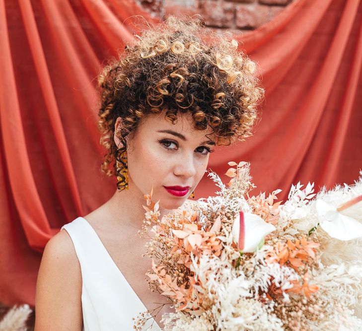 Bride with naturally curly hair 