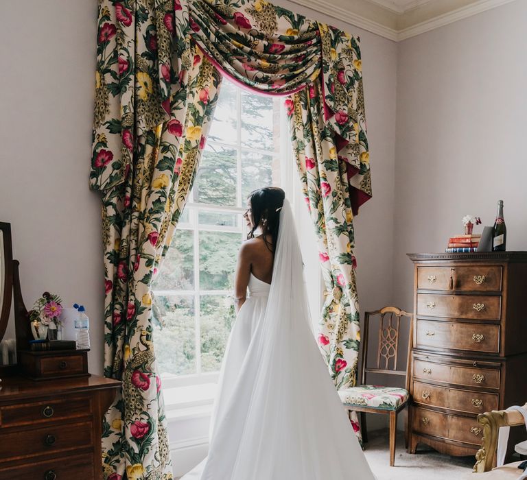 Bride in cathedral length veil 