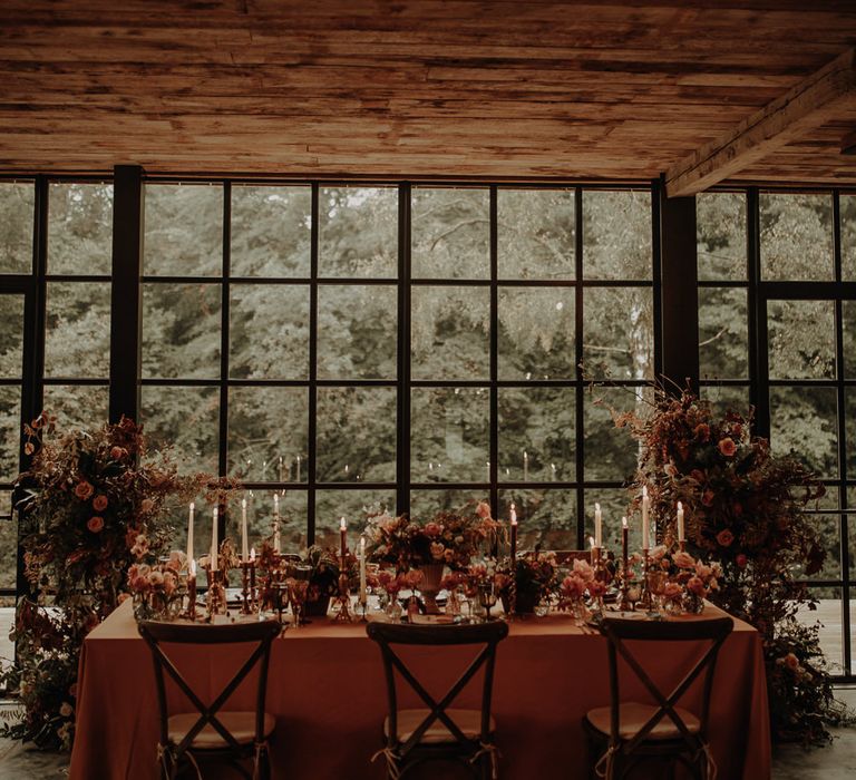 Intimate wedding table decor for Micro wedding at Hidden River Cabins 