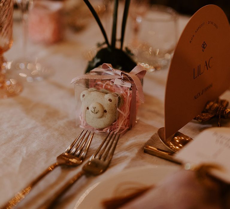 Bear shaped macarons wedding favours for guests 