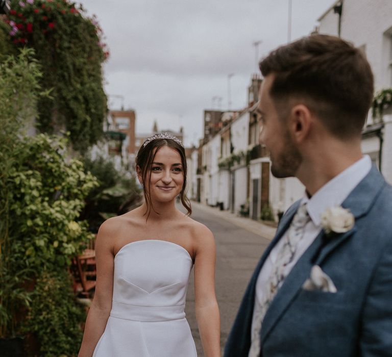 Stylish bride in Roland Mouret dress for intimate micro wedding 