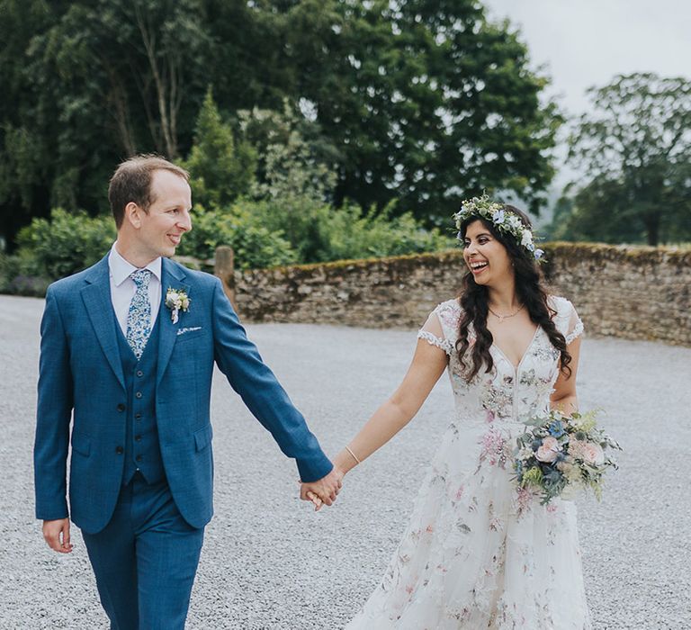 rustic barn wedding with bride in a Savin London Amelia dress