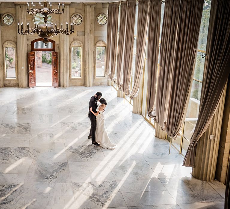 Shepstone Gardens wedding with the bride and groom sweeping around the ballroom 