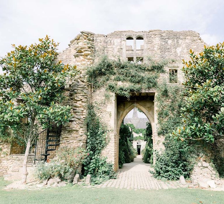 Euridge Manor for outdoor wedding complete with champagne tower 