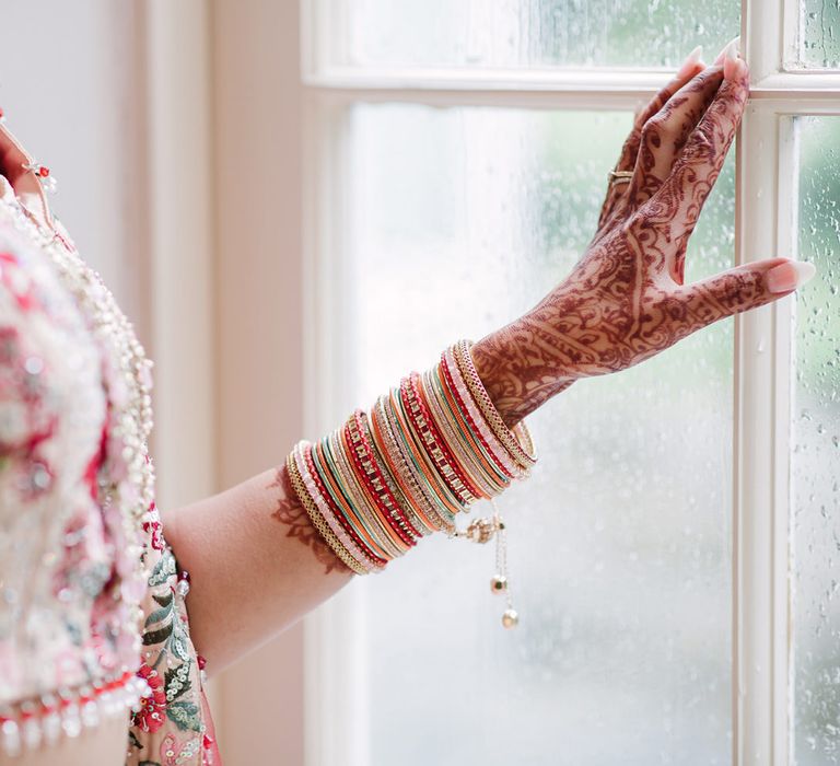 Indian bride bandles and henna 