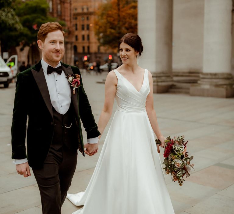 Manchester townhall wedding bride and groom photography