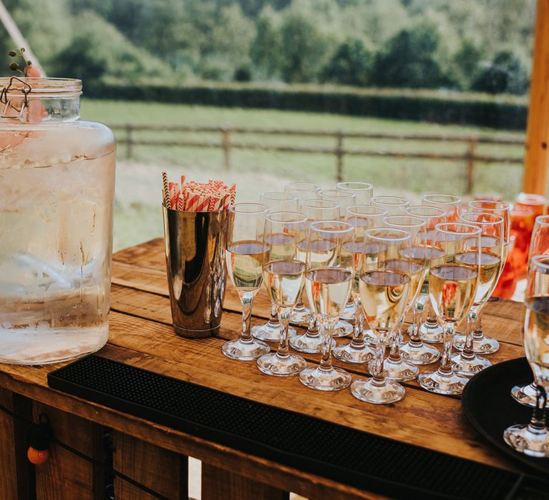 Hydration station and alcoholic drinks for the wedding guests 