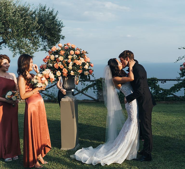 Outdoor wedding in Ravello, Italy 