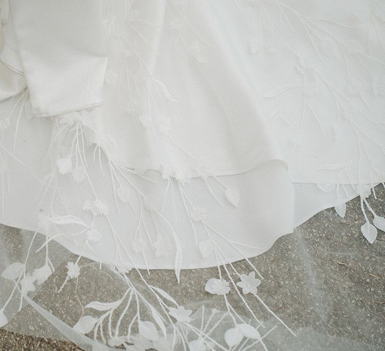 Embroidered lace wedding train 