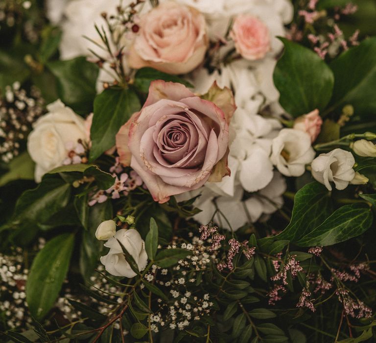 dusky pink roses for destination wedding 