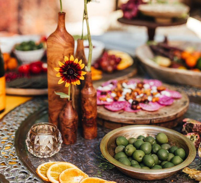 Outdoor vegan grazing platter 