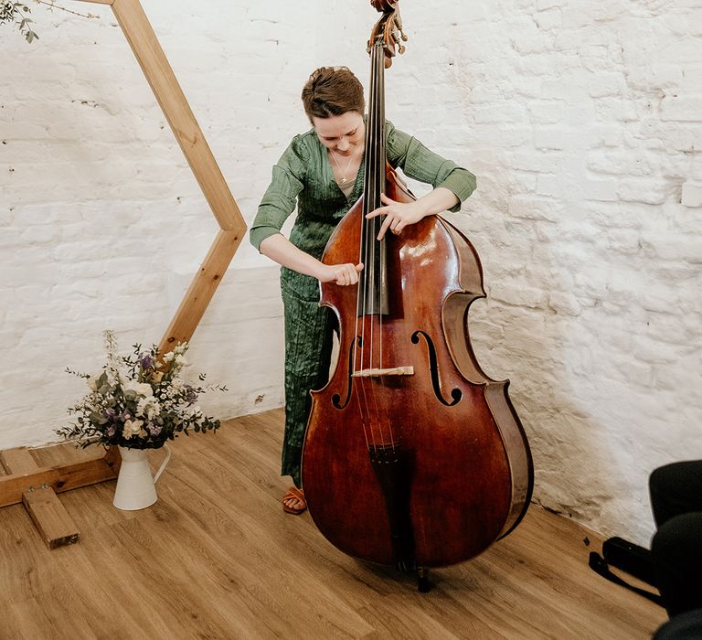 cellist wedding musician playing at Stanford Farm wedding ceremony 