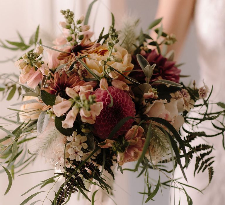 Blush wedding bouquet for bride