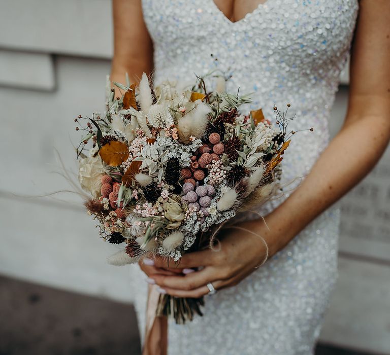 Neutral and dusky pink wedding bouquet for micro wedding 