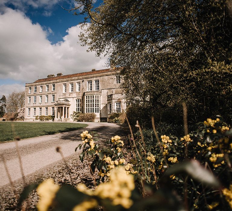 Elmore Court in Gloucester country house wedding venue 