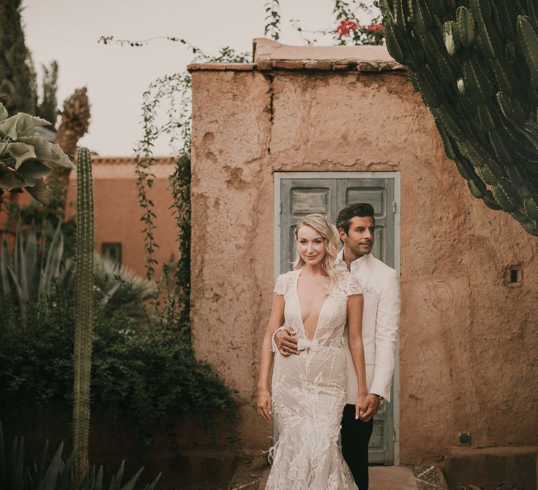 Stylish bride and groom at Marrakech wedding by Pablo Laguia 