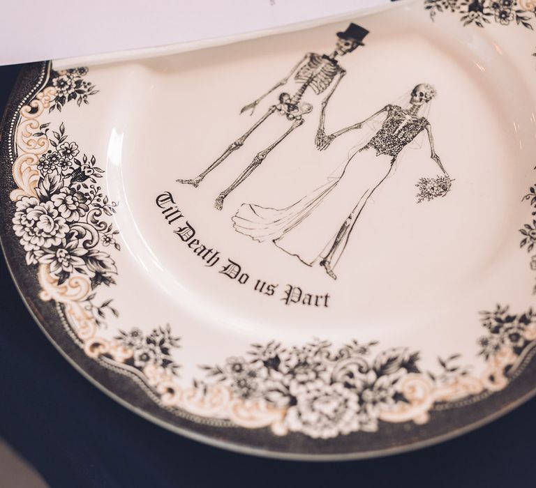 Skeleton gothic wedding plates for 'til death wedding theme