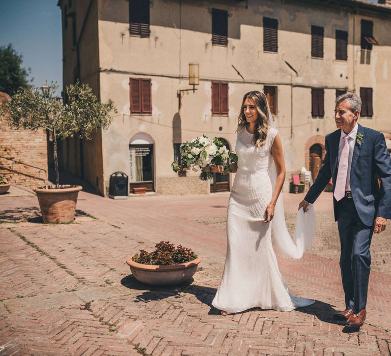 Outdoor Tuscany Italy wedding in summer