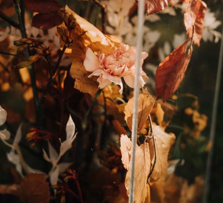 Dried autumn leaves for autumnal wedding bouquet