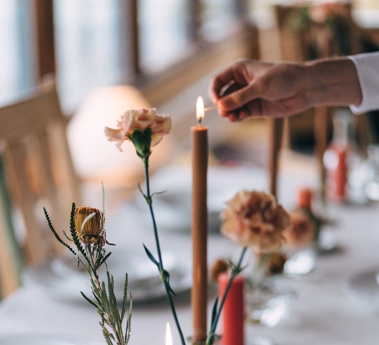 A minimal, Scandi tablescape for this destination wedding in Sweden