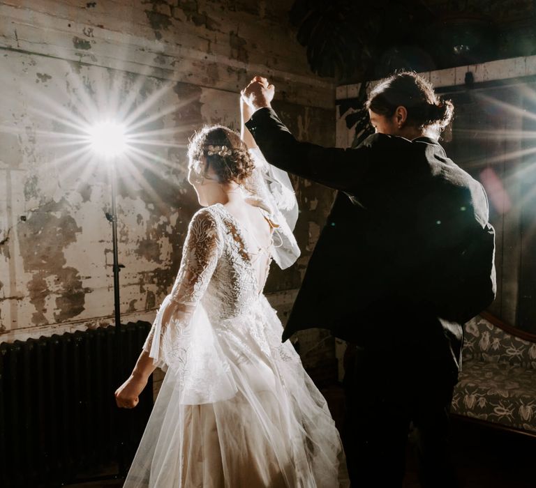 Bride and groom first dance at Clapton Country Club wedding