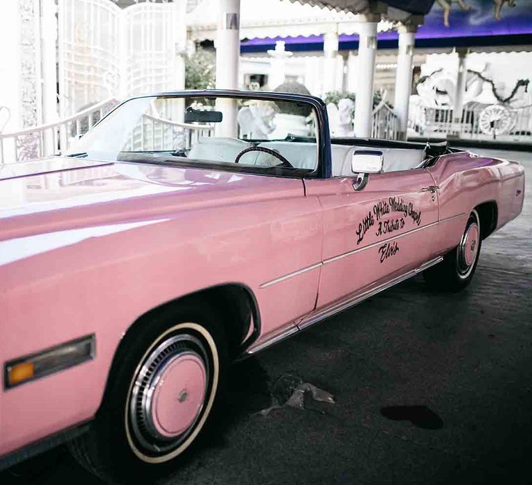 Pink convertible wedding car at the Little White Wedding Chapel 