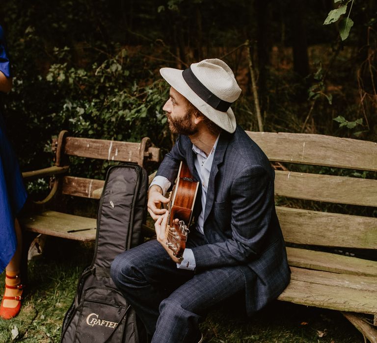 guitarist at outdoor wedding 